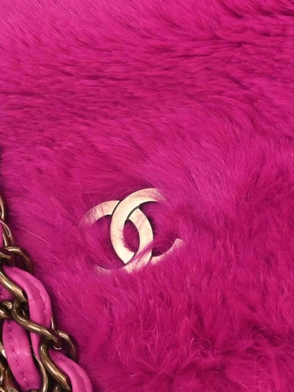 Chanel Pink Rabbit Fur Tote Handbag - Picture 4 of 16